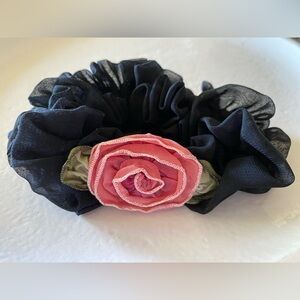 Silky Rose Elastic Hair Tie